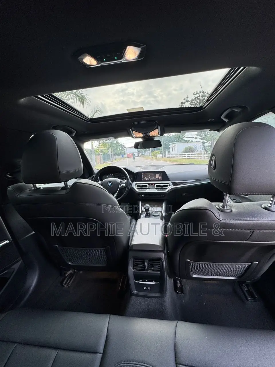 BMW 330i 2021 Green