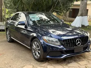 Mercedes-Benz C300 Base 4Matic Coupe AWD (2.0L 4cyl 7A) 2017 Blue