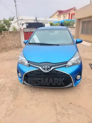 Toyota Yaris SE Hatchback 5dr 2016 Blue