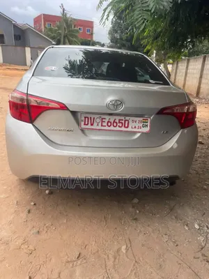 Toyota Corolla LE Eco (1.8L 4cyl 2A) 2019 Silver