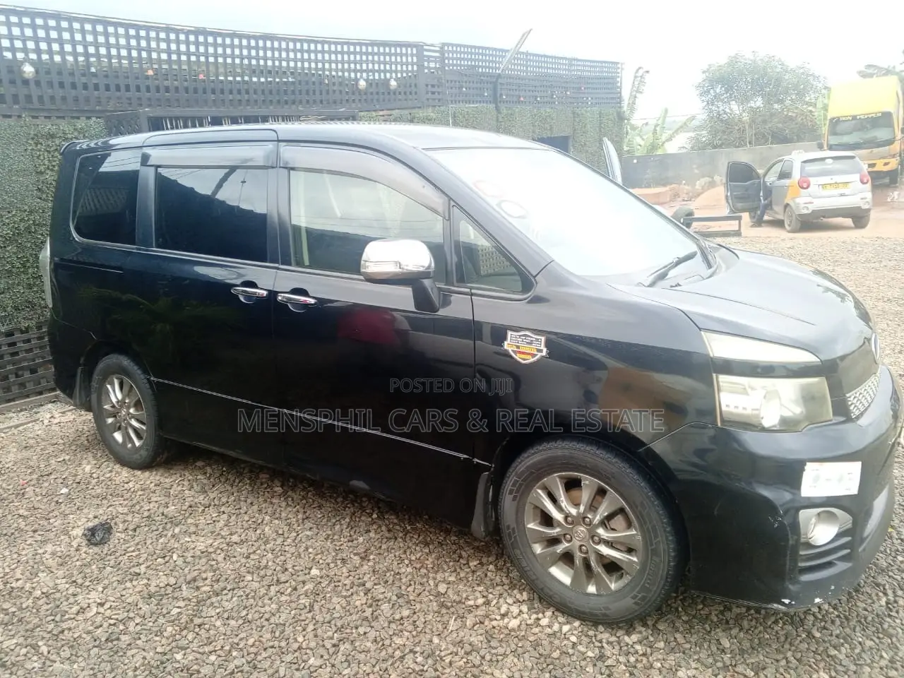 Toyota Voxy 2011 Black
