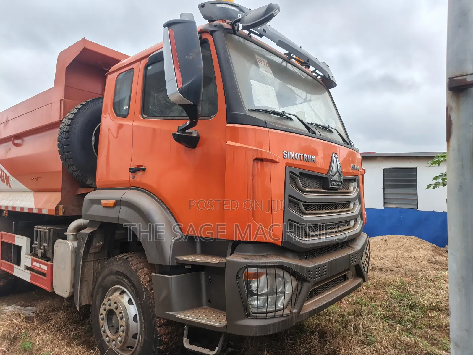 10 Wheeler Howo Sinotruck Tipper Truck for Sale