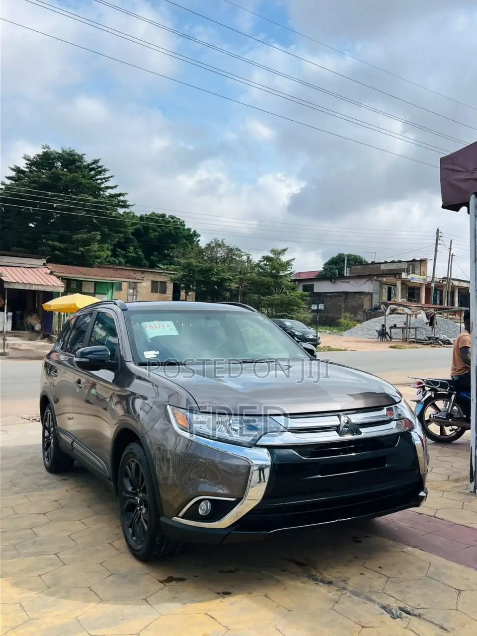 Mitsubishi Outlander LE FWD 2018 Brown