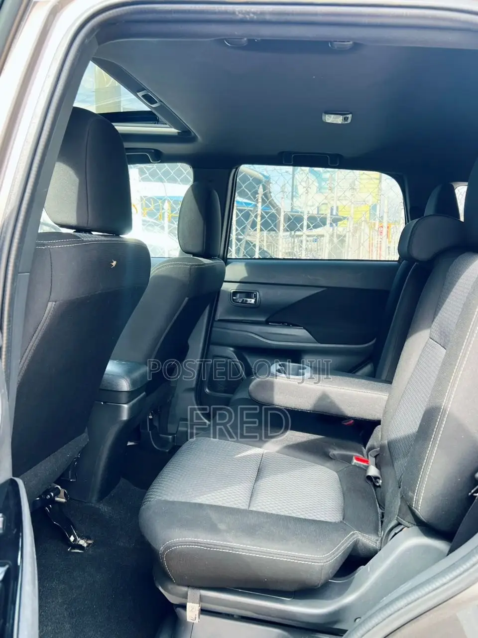 Mitsubishi Outlander LE FWD 2018 Brown