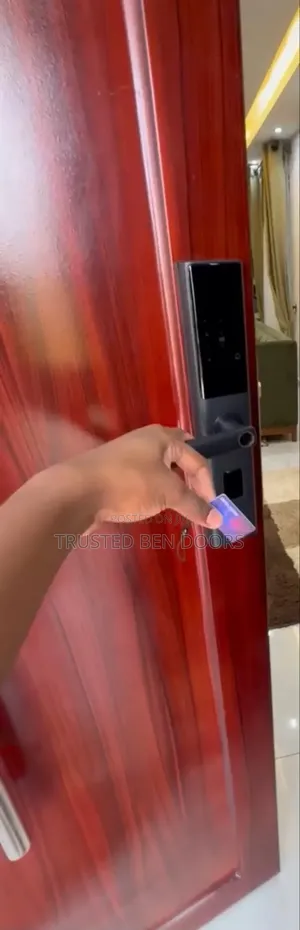 Tuya App Wifi Wireless Biometric Smart Door Locks for Homes + Offices