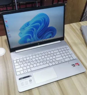Laptop HP 15 16GB AMD Ryzen 3 SSD 256GB