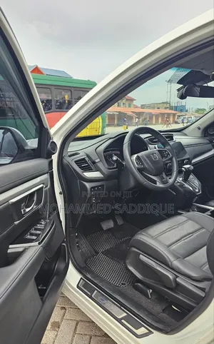 Honda CR-V 2021 White
