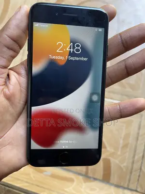 Apple iPhone 7 128 GB Black