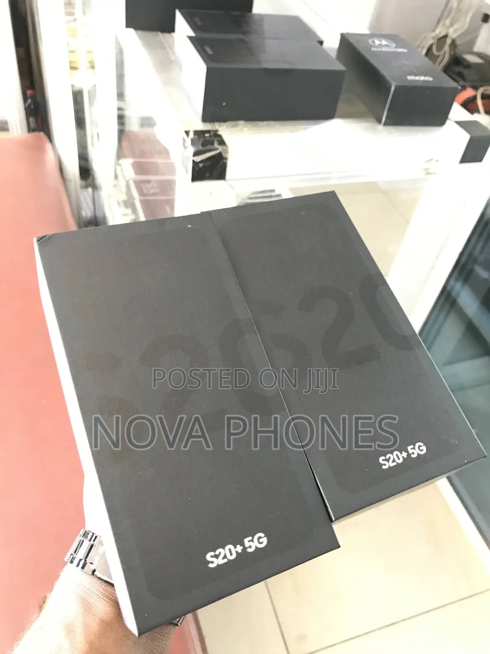 New Samsung Galaxy S20+ 5G 256 GB Black
