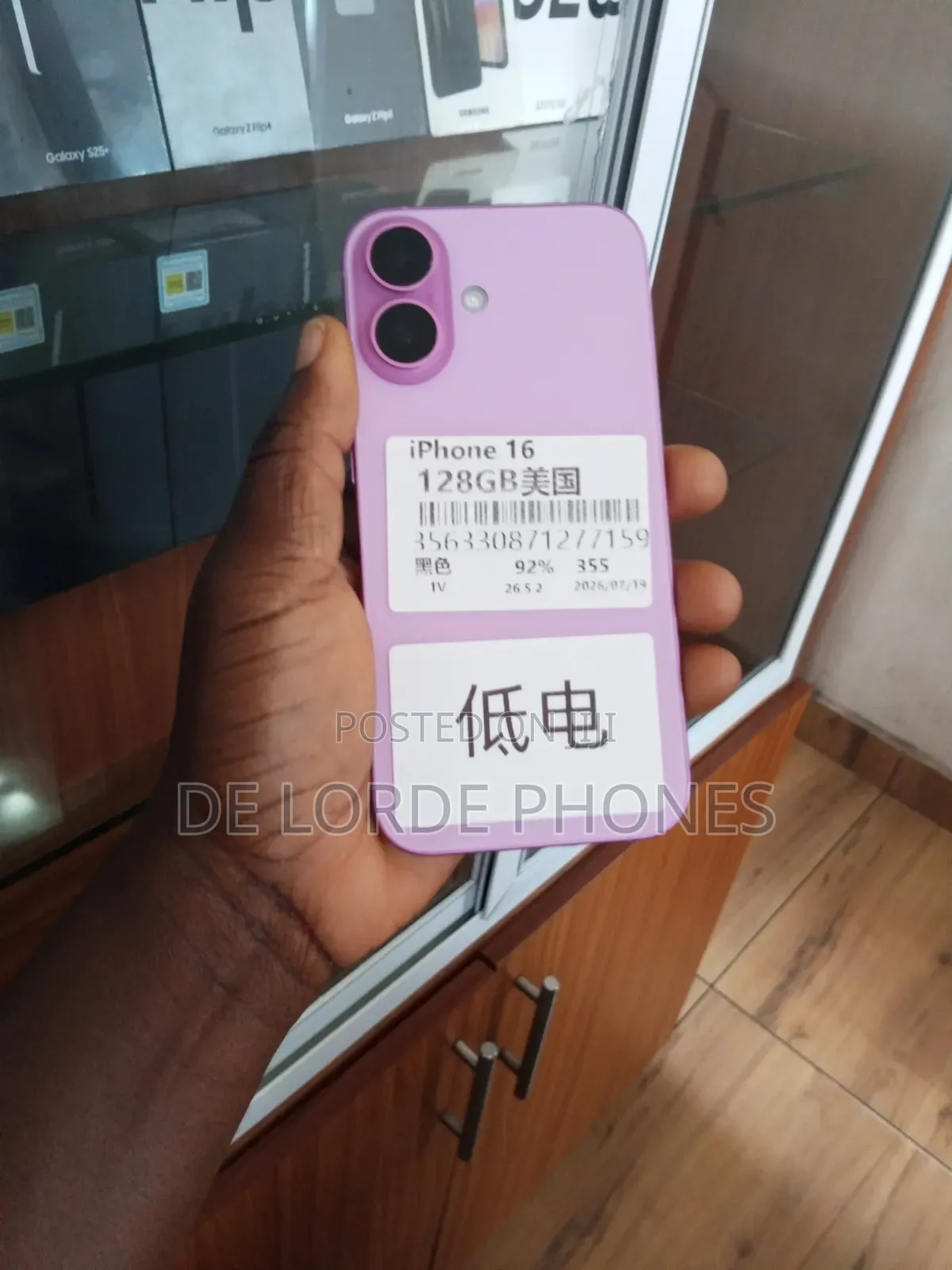 Apple iPhone 16 128 GB Pink