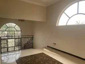 Furnished 5bdrm House in Boundary Road Area for rent