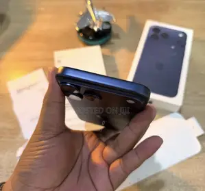 New Apple iPhone 17 Pro Max 256 GB Blue