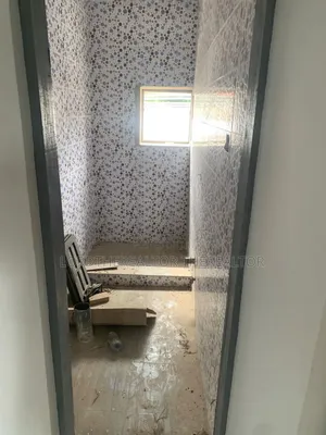 1bdrm Apartment in Ofankor for rent