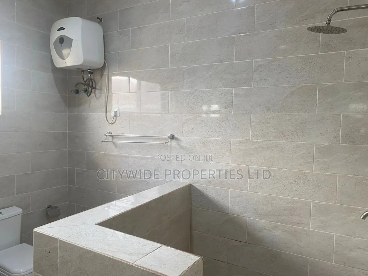 Furnished 5bdrm House in Boundary Road Area for rent