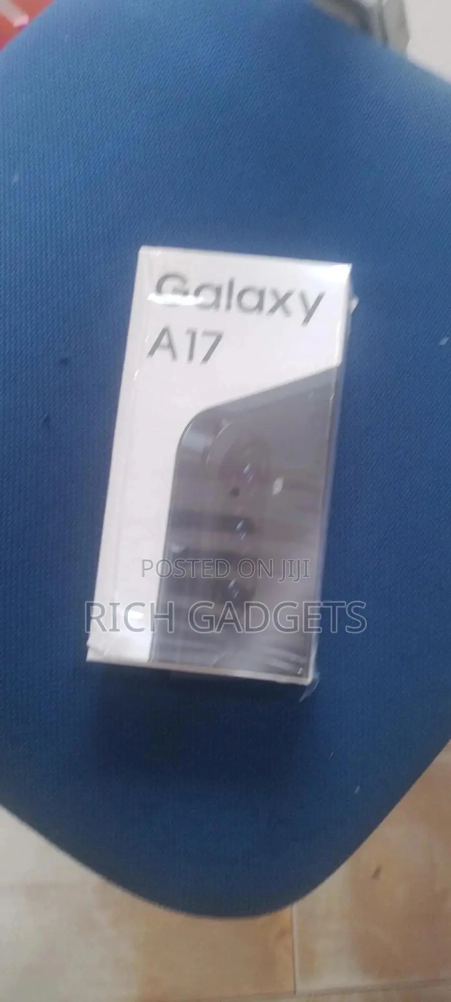 New Samsung Galaxy A17 5G 256 GB Blue