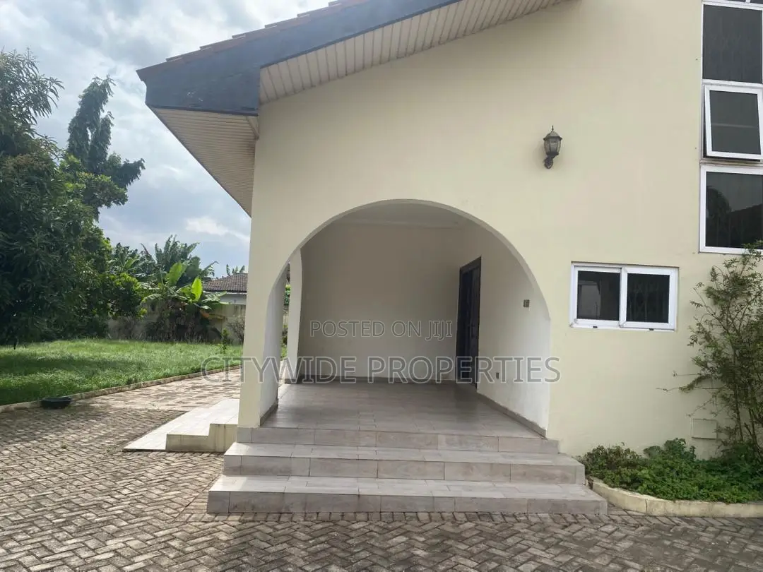 Furnished 5bdrm House in Boundary Road Area for rent