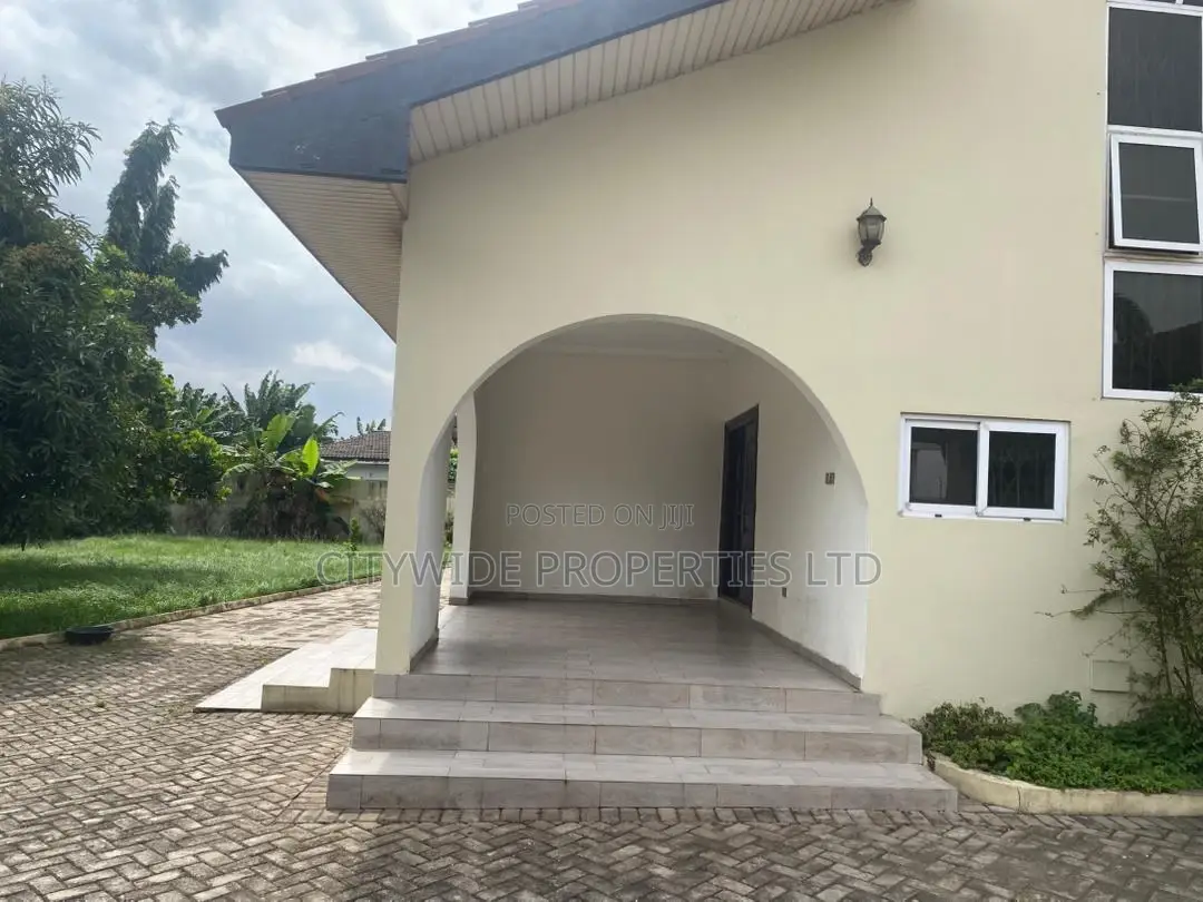 Furnished 5bdrm House in Boundary Road Area for rent