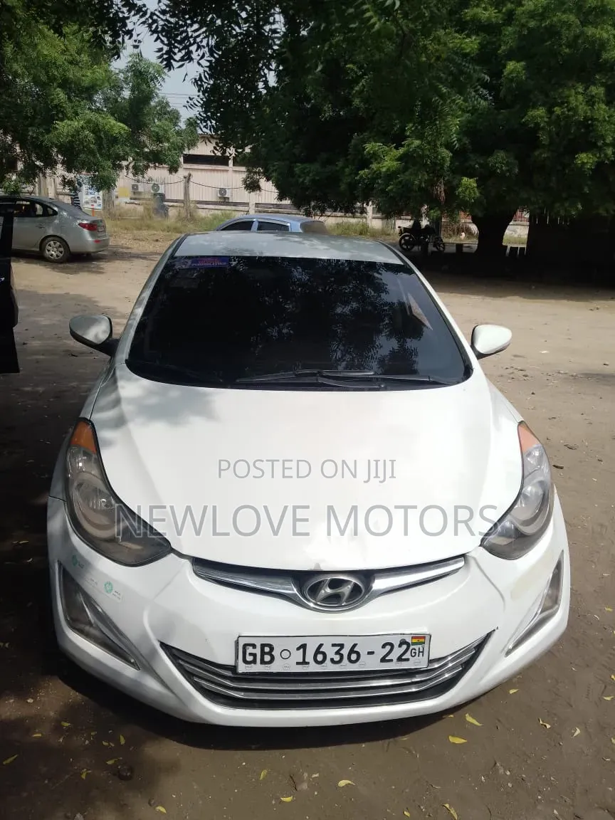 Hyundai Elantra 2013 White