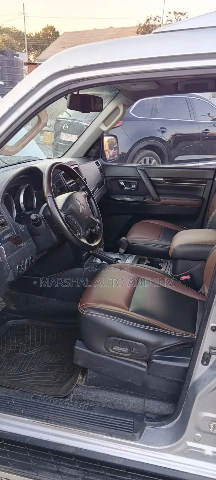 Mitsubishi Pajero 2012 Blue