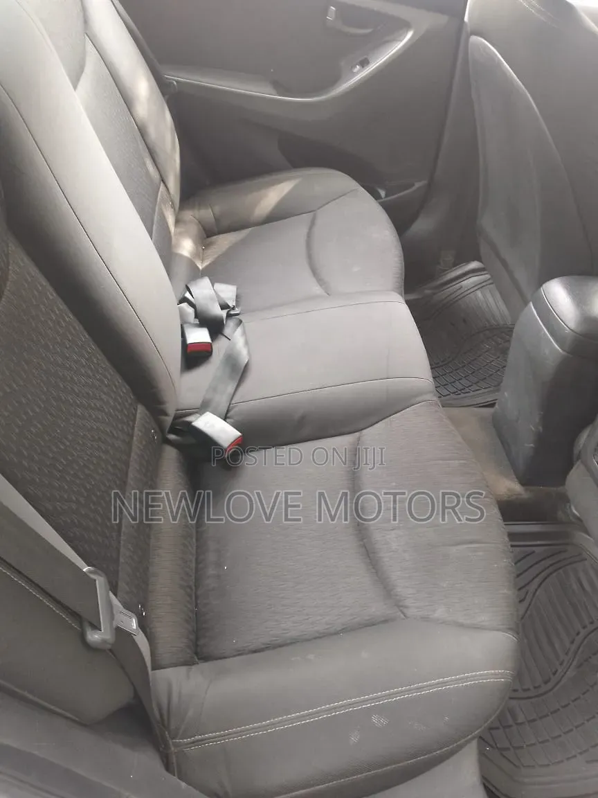 Hyundai Elantra 2013 White