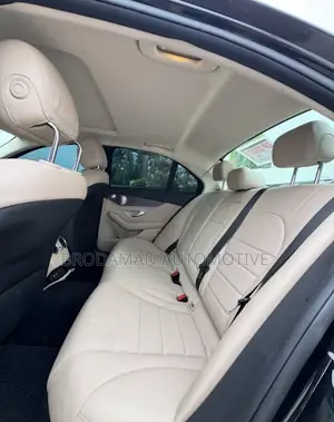 Mercedes-Benz C300 2021 Black