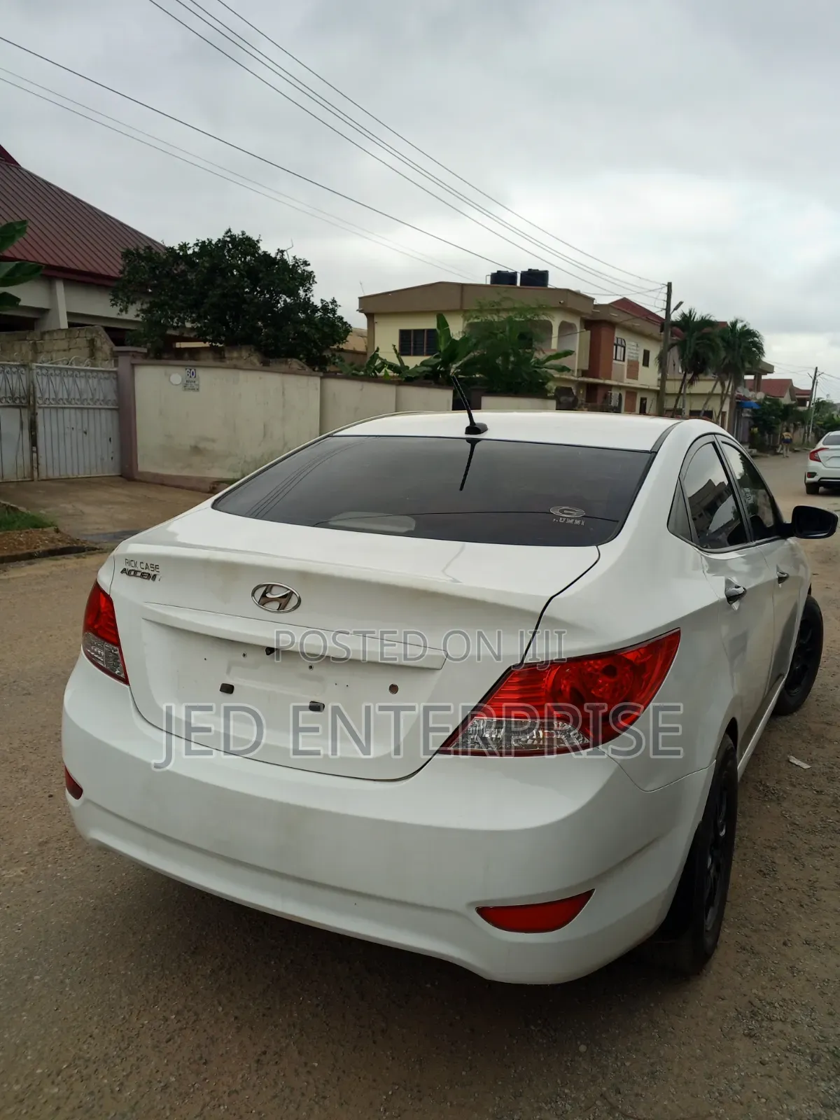 Hyundai Accent 2012 White