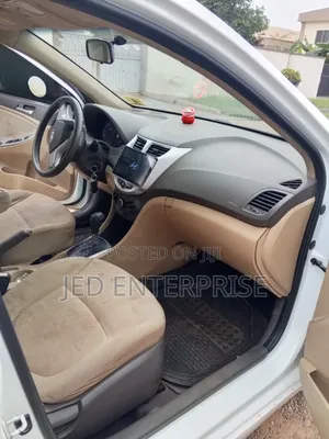 Hyundai Accent 2012 White