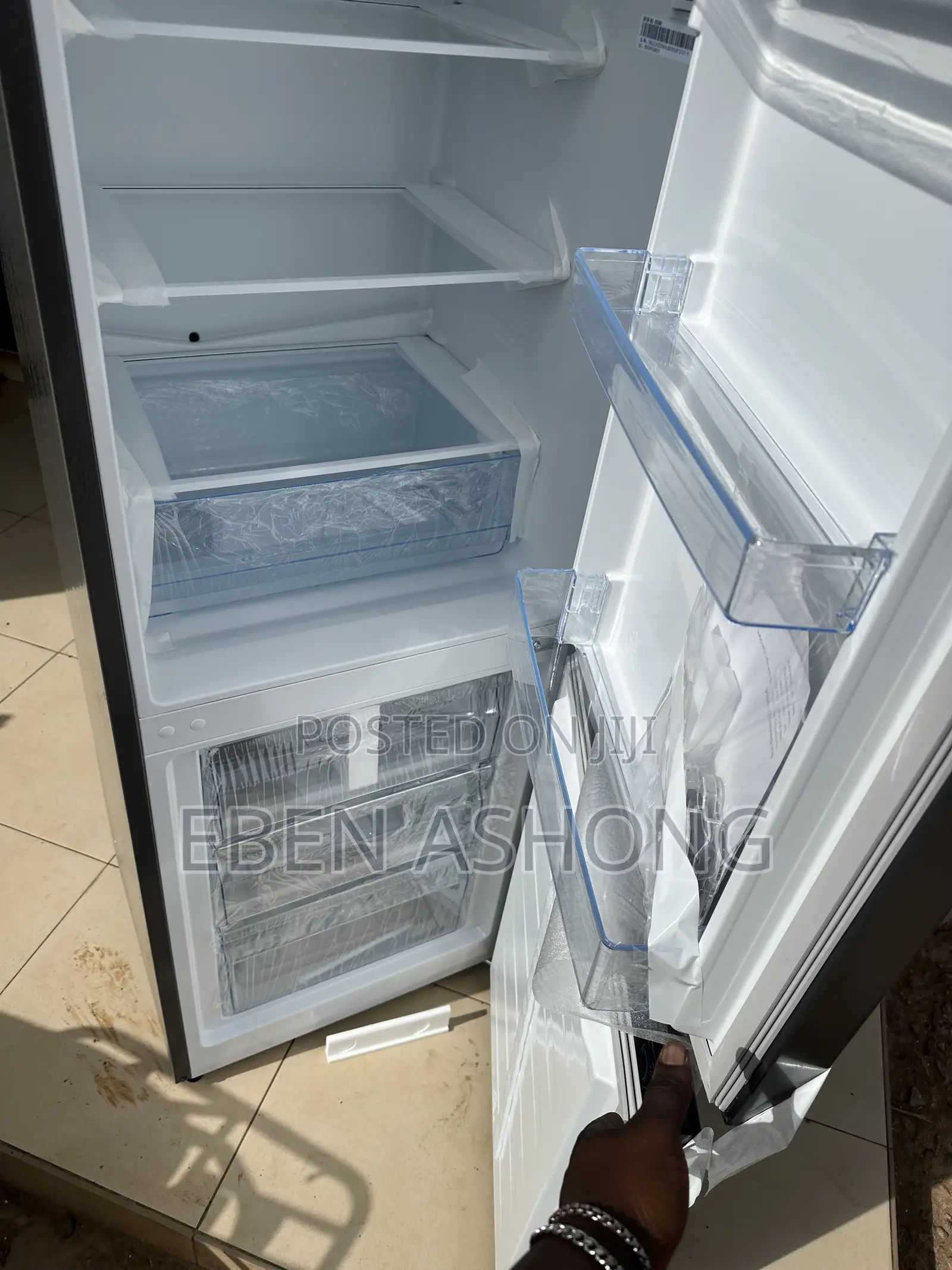 Hisense 264 Double Door Fridge