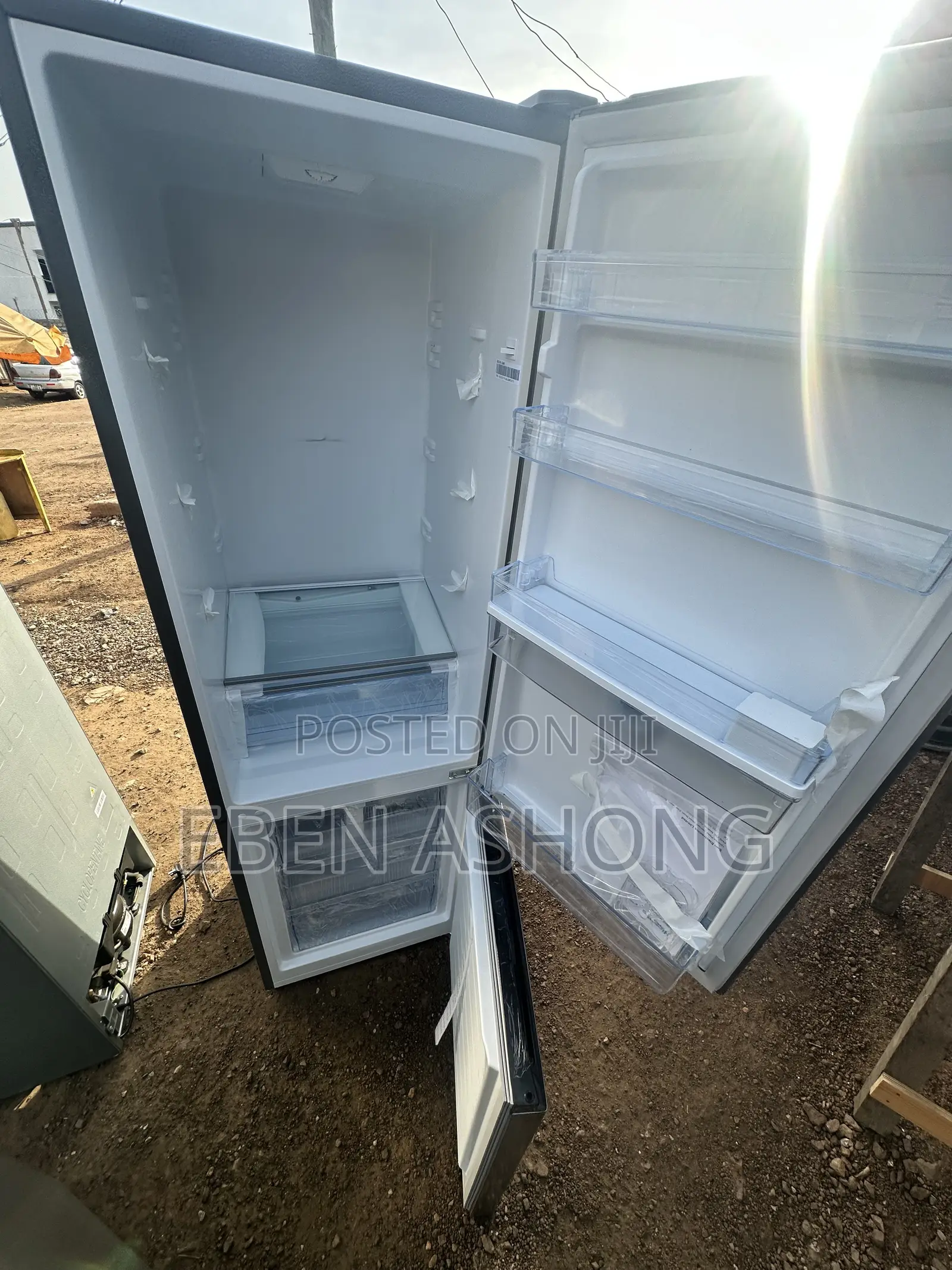 Hisense 264 Double Door Fridge