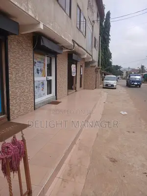 Shop for Rent at Darkuman