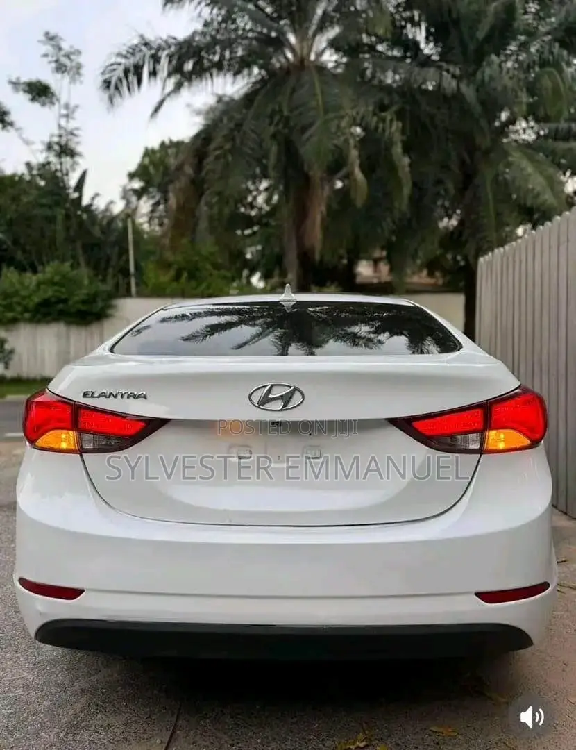 Hyundai Elantra 2014 White