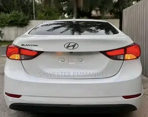 Hyundai Elantra 2014 White