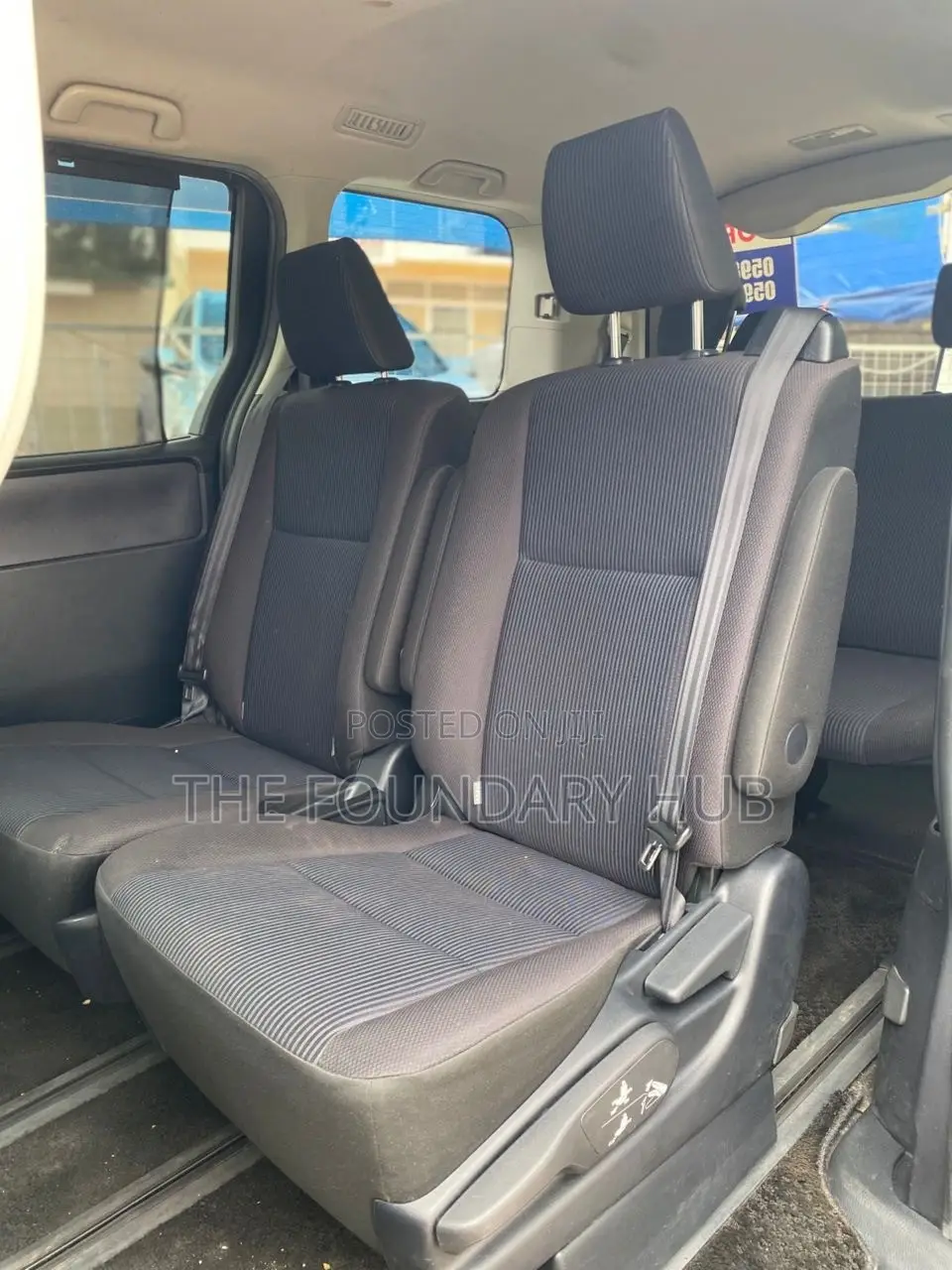 Toyota Voxy X 4WD 8-Seater 2016 Black