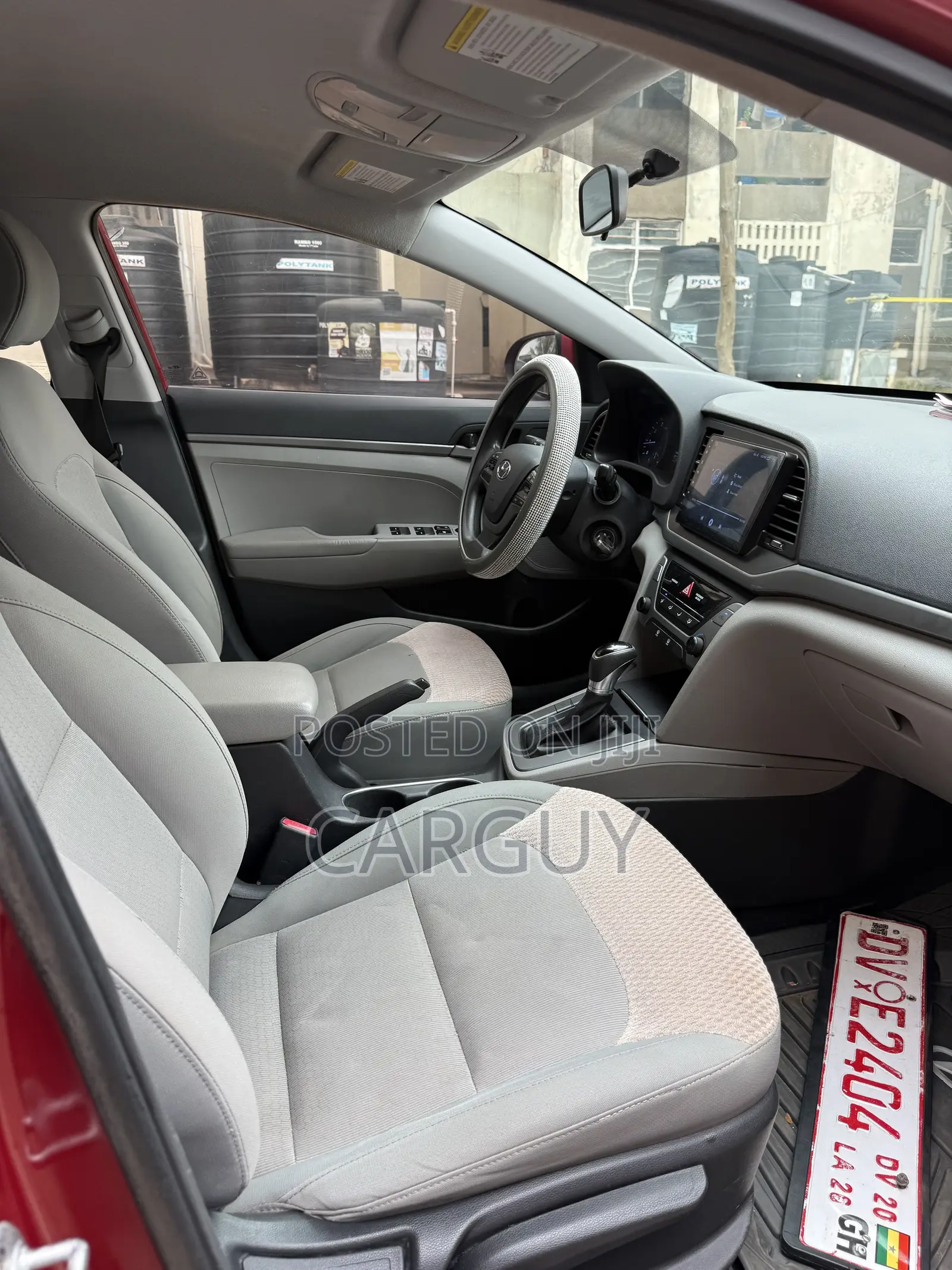 Hyundai Elantra SE Sedan FWD (2.0L 4cyl 6M) 2017 Red