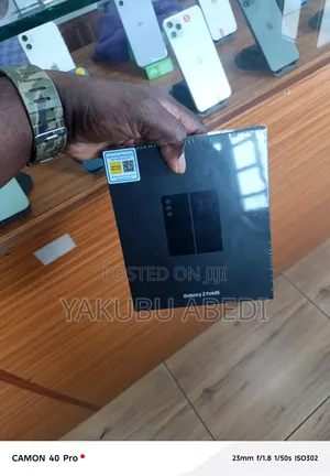 New Samsung Galaxy Z Fold 5 512 GB Black