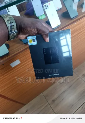 New Samsung Galaxy Z Fold 5 256 GB Black