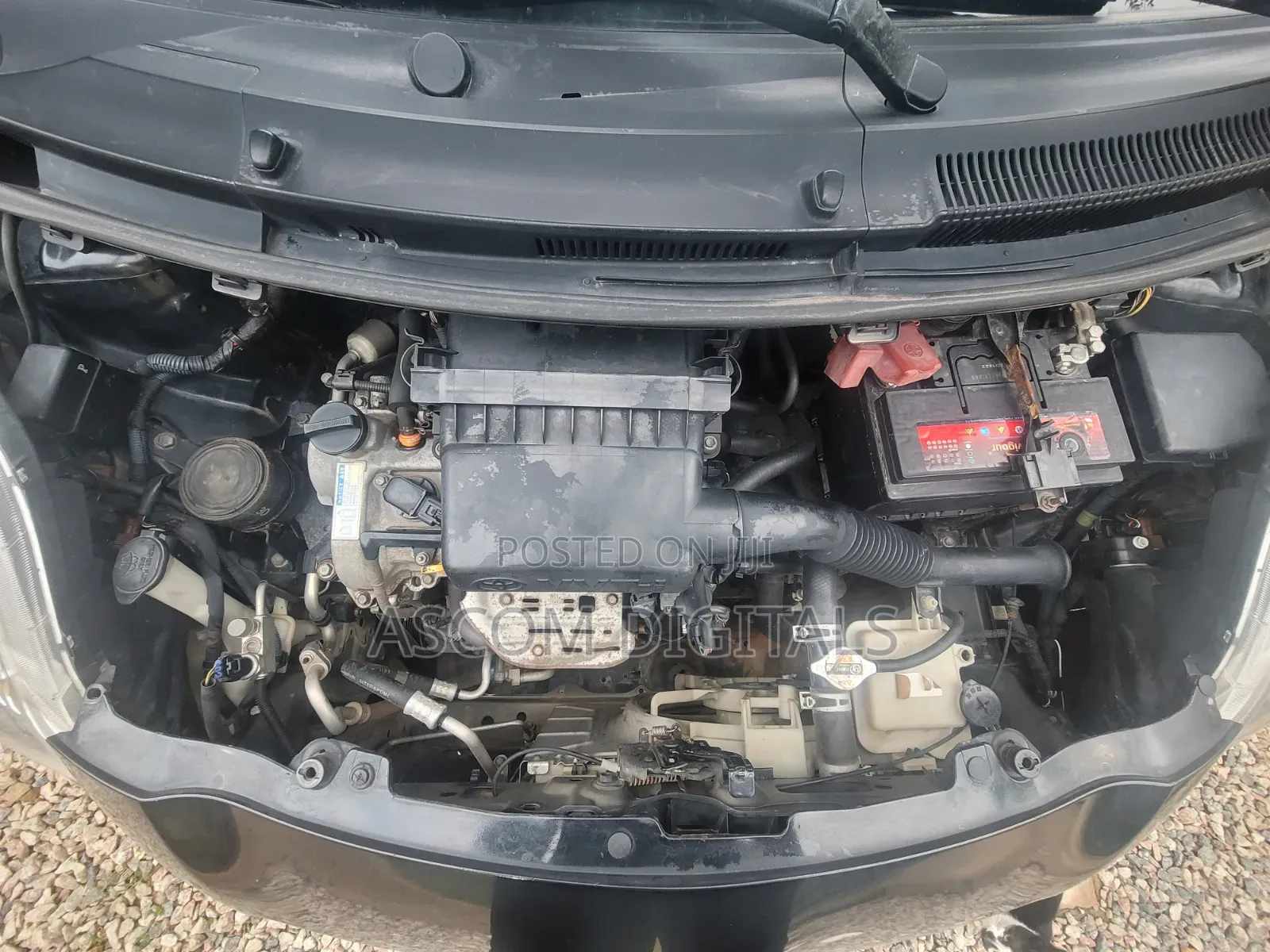 Toyota Vitz 2010 Black