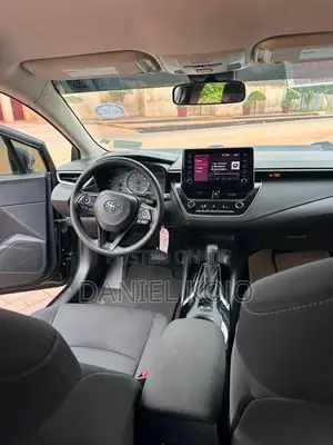 Toyota Corolla LE 2020 Black