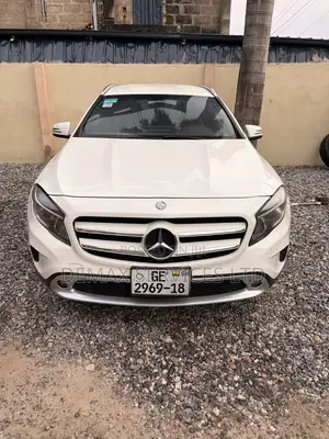 Mercedes-Benz GLA 250 2015 White