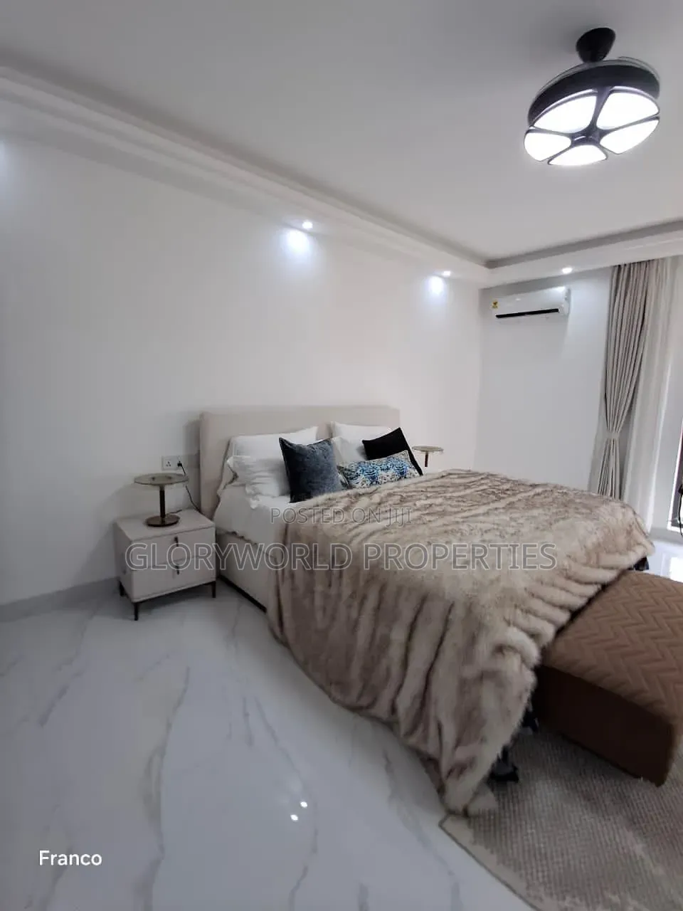 Furnished 5bdrm Duplex in Sakumono for sale