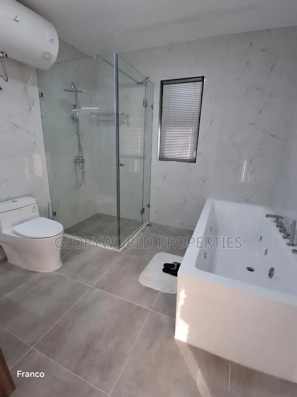 Furnished 5bdrm Duplex in Sakumono for sale