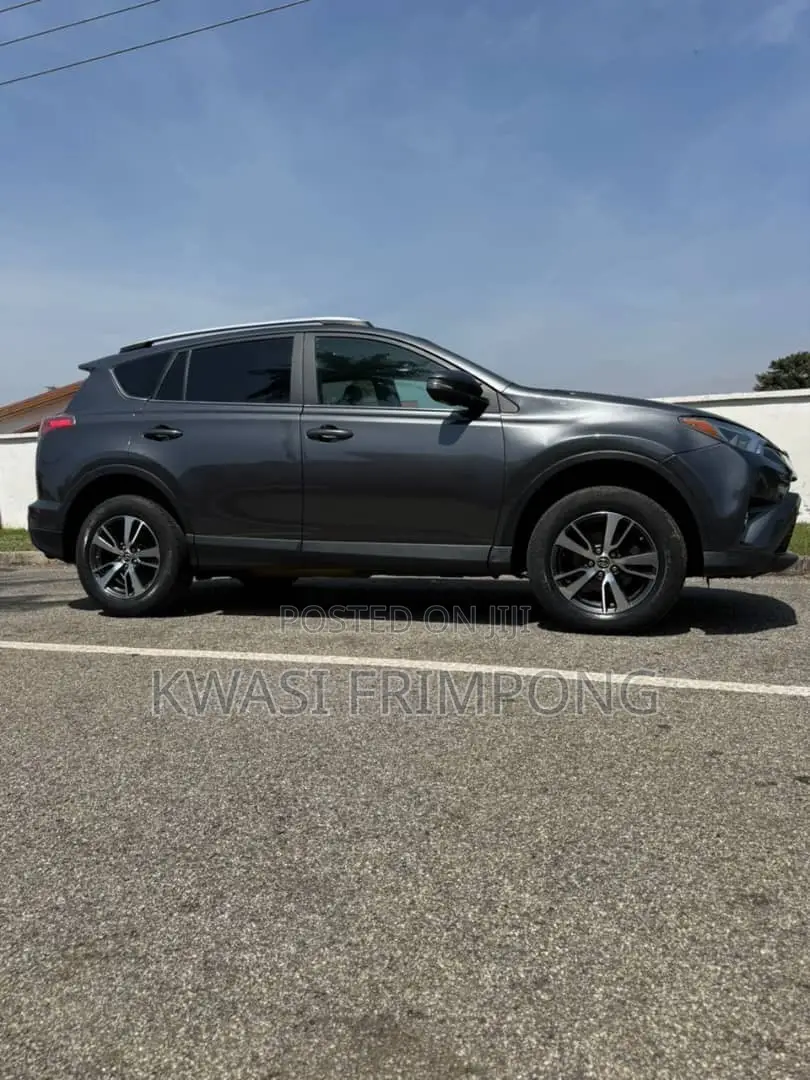 Toyota RAV4 2018 White