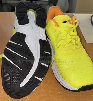 Avia Yellow Shoe for Athletics Size 8.5