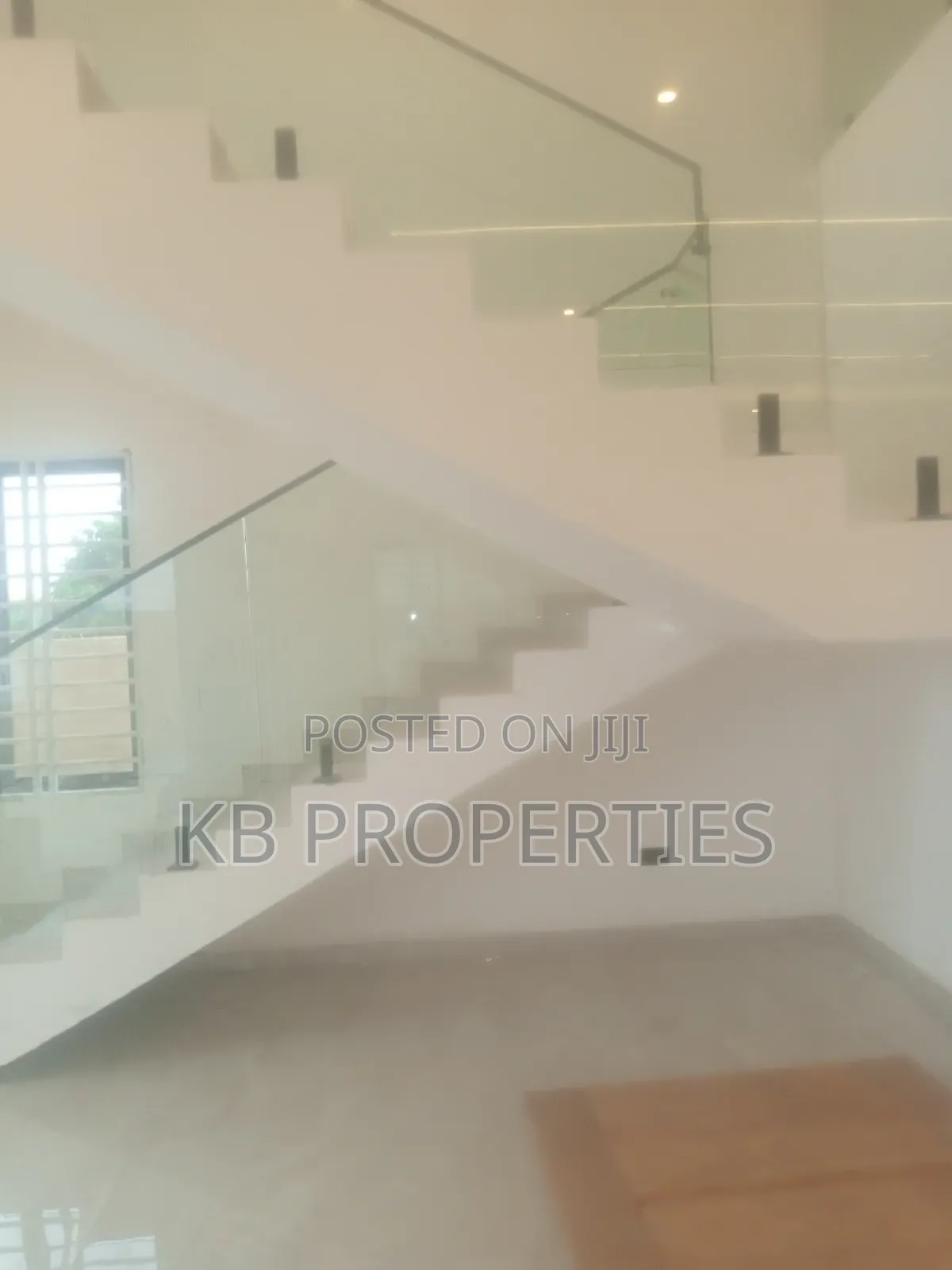 5bdrm Duplex in Kb Properties, Coca Cola for sale
