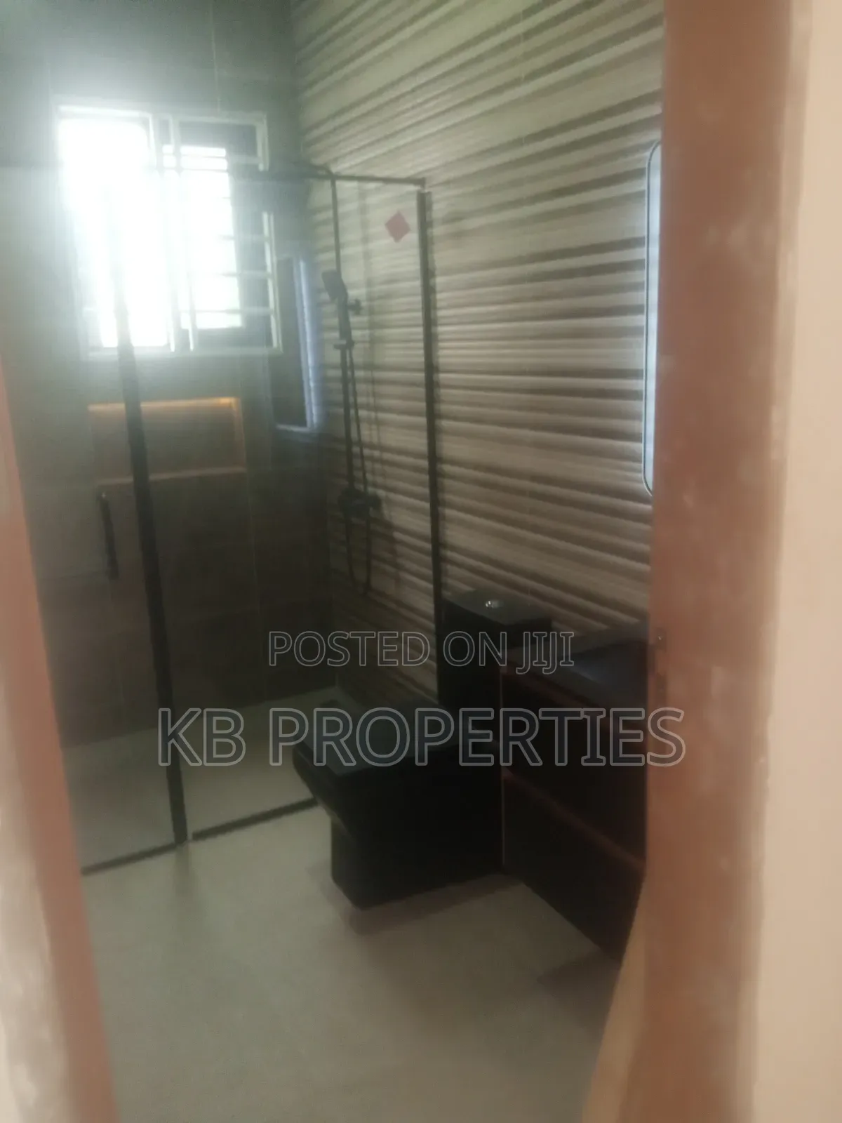 5bdrm Duplex in Kb Properties, Coca Cola for sale