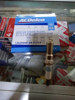 Chevrolet Equinox 2013-16 Spark Plugs. Original