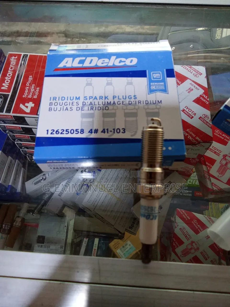 Chevrolet Equinox 2013-16 Spark Plugs. Original