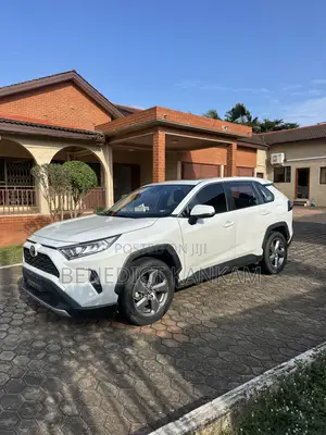 Toyota RAV4 Limited FWD 2023 White