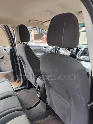 Ford Escape SE 4dr SUV AWD (1.6L 4cyl Turbo 6A) 2014 Gray