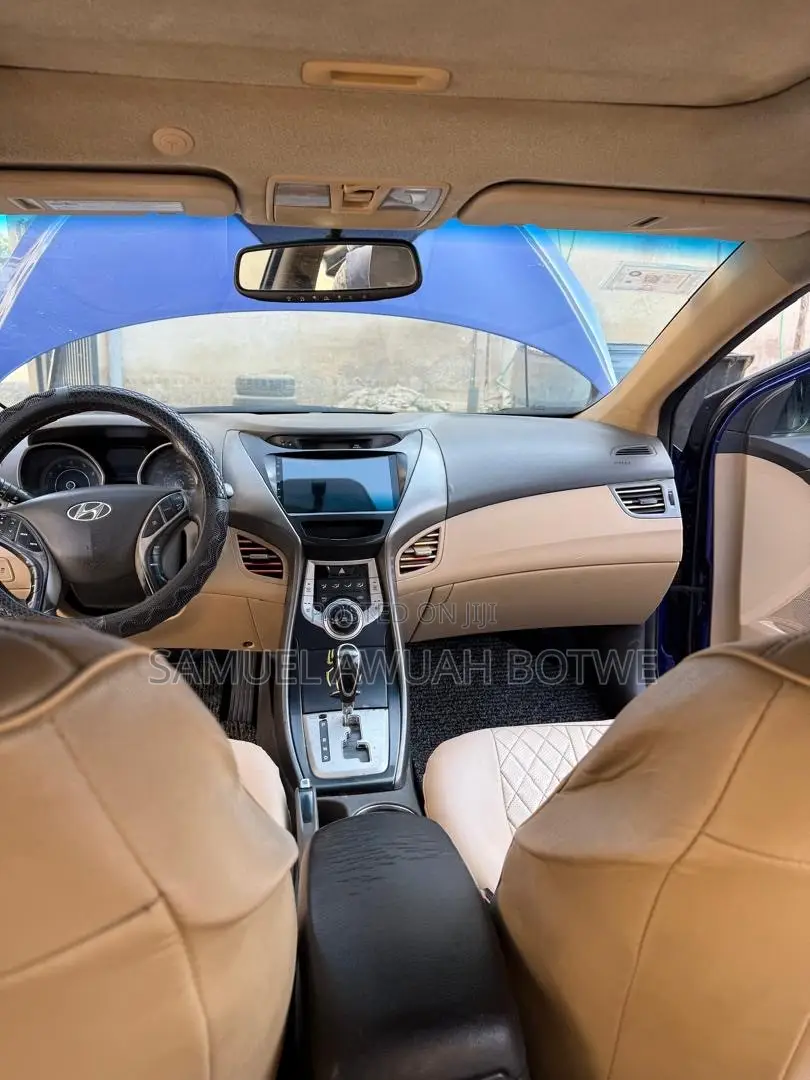 Hyundai Elantra Limited Sedan FWD (1.8L 4cyl 6A) 2013 Blue
